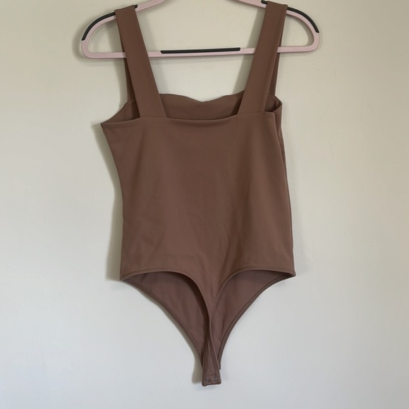 Abercrombie Soft A&F squareneck body suit. Sz M - Picture 8 of 8
